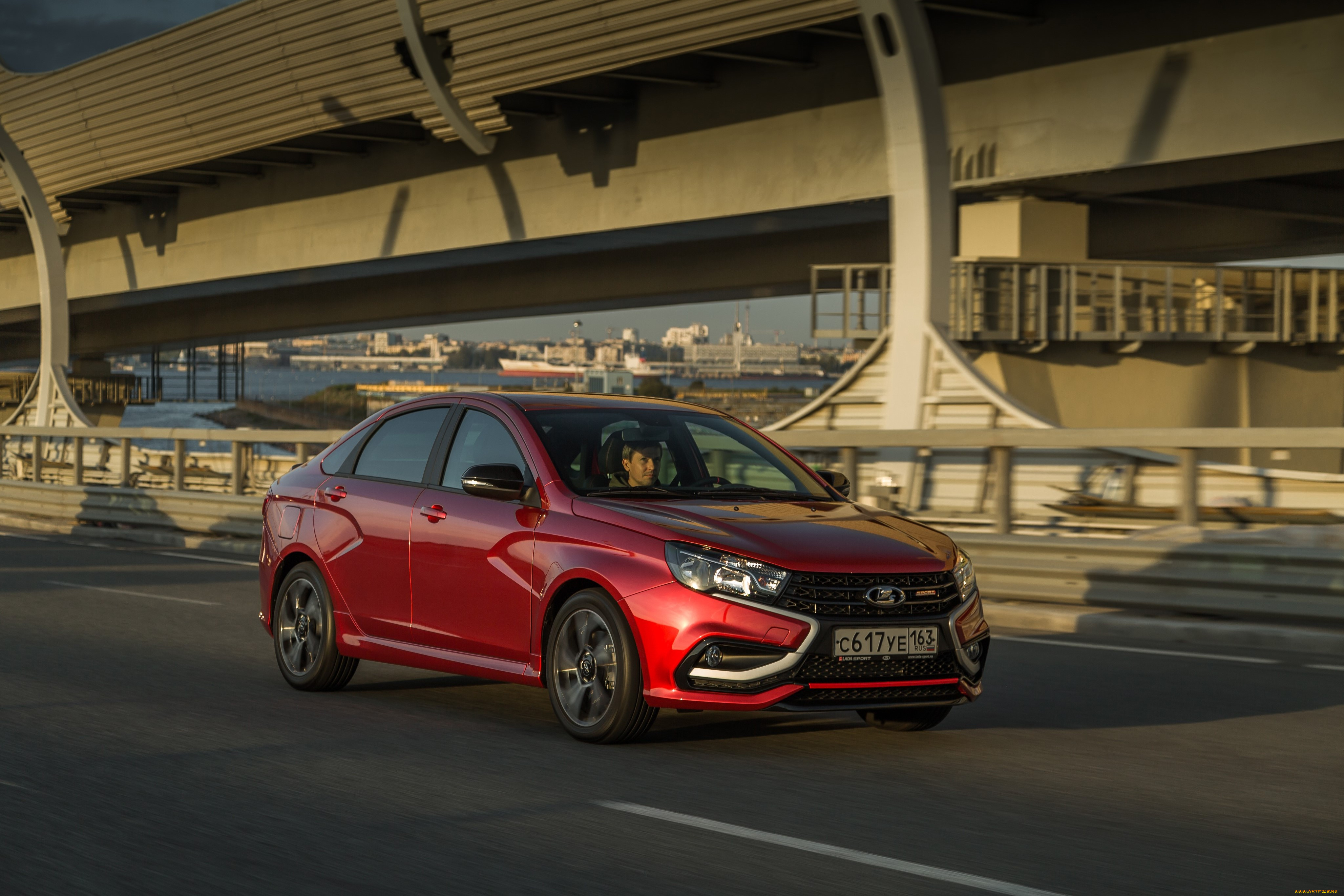 , , lada
